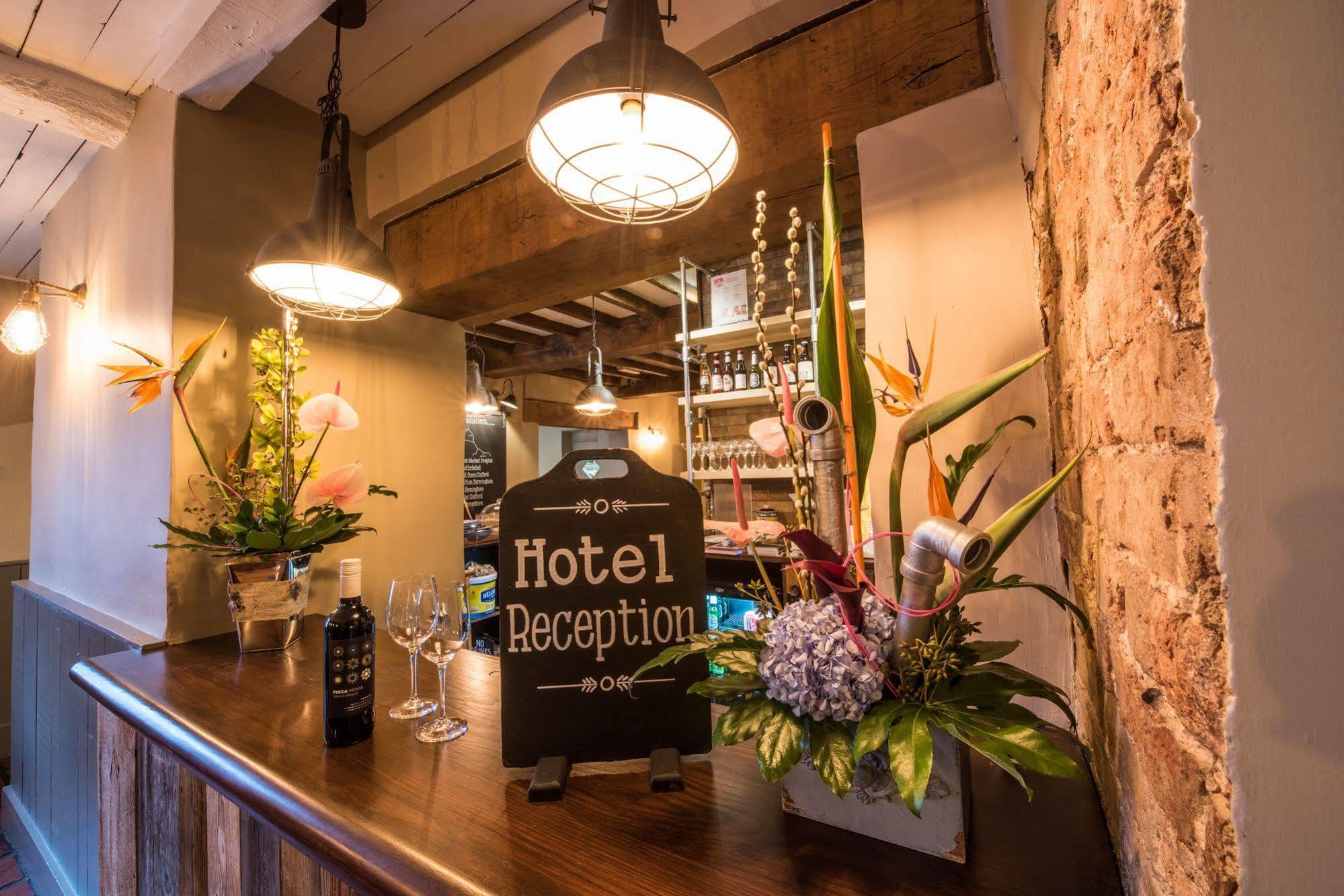 The Littleton Arms 호텔 펜크리지 외부 사진